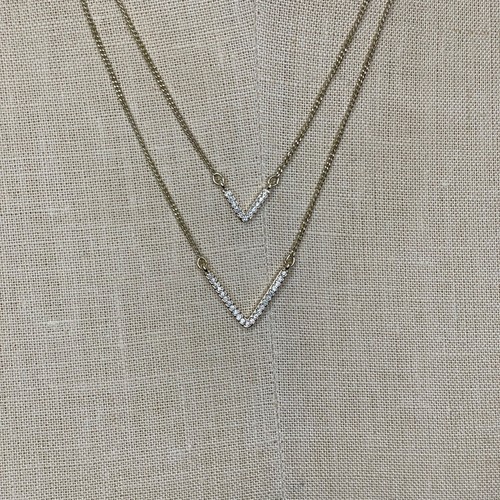 Victoria Secret Womens Necklace Double V Gold Tone Crystals - 第 2/5 張圖片