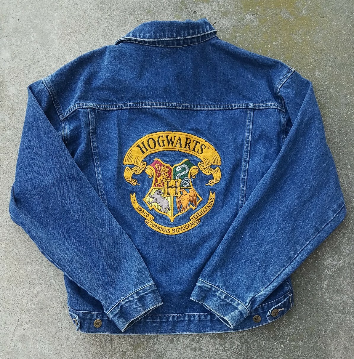 Vintage 2000 Harry Potter Hogwarts Denim Jacket Offic… Gem