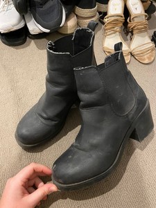 betts black boots