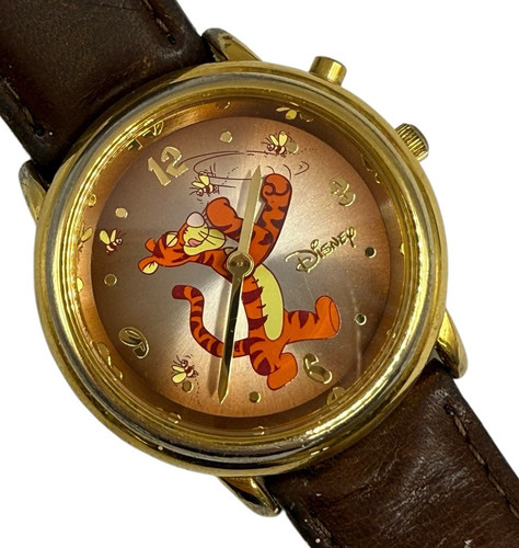 Vintage Winnie The Pooh Tigger Animated Watch Moving Boxing Hands Bees - Picture 1 of 11