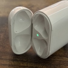 Apple Airpods 2nd Generation CHARGING CASE ONLY Genuine A1602