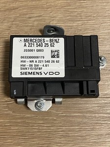Mercedes S Klasse W221 Kraftstoffpumpe Steuergerät A2215402562