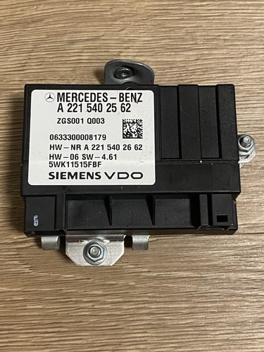 Mercedes S Klasse W221 Kraftstoffpumpe Steuergerät A2215402562