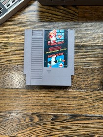 Nintendo NES-001 Console Bundle w/ Zapper 2Ctrls Duck Hunt-Gun Smoke-Top Gun