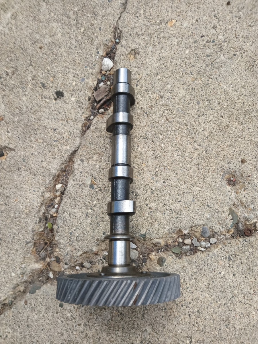 113 109 111 A Camshaft for VW Volkswagen Beetle Super Karmann Ghia