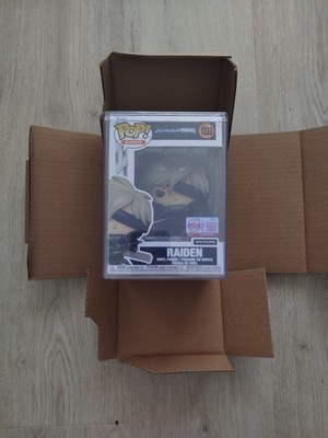 Funko Pop! Raiden (Armour) #1233 Limited Edition 1200 ex Protector