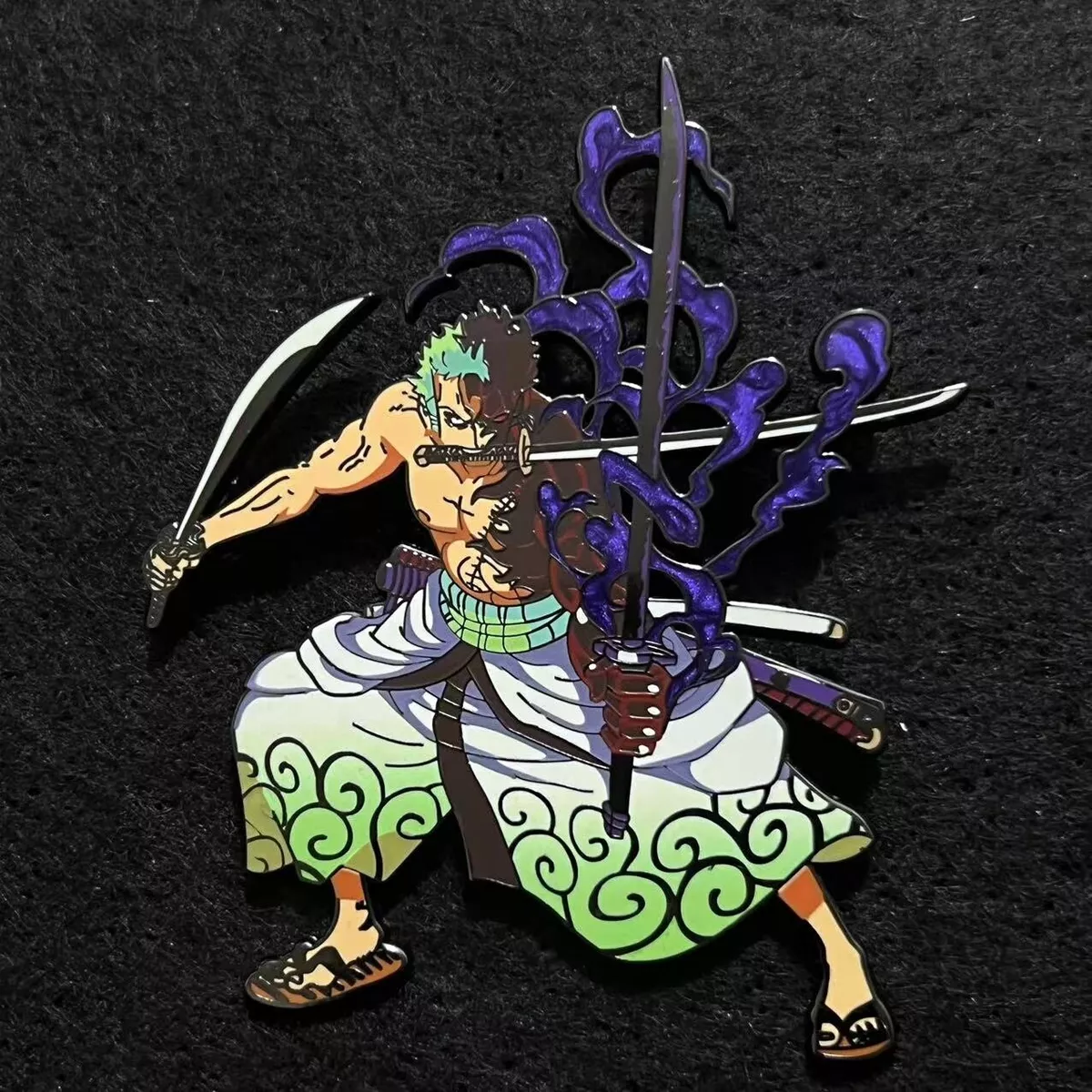 ONE PIECE / Roronoa Zoro Limited Metal Enamel Pin Badge Anime collection  Gift