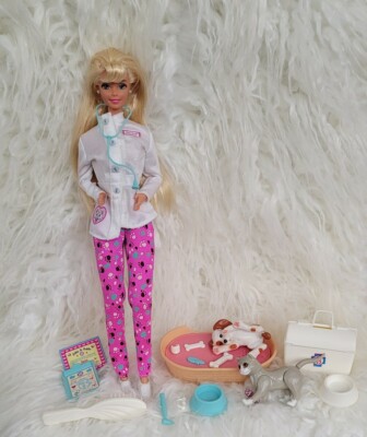 1996 Vintage Pet Doctor Barbie And Accessories | eBay