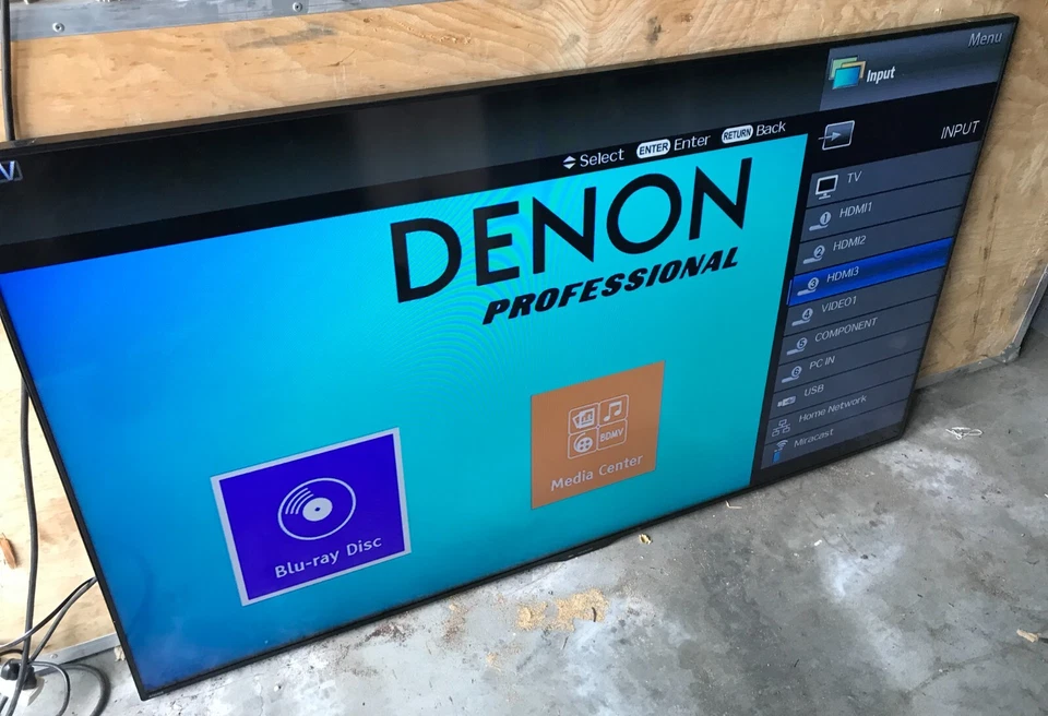 Smart TV Sharp AQUOS HD Series LC70LE661U 70" Edge-Lit LED Excelente Estado! Foto 2 de 3