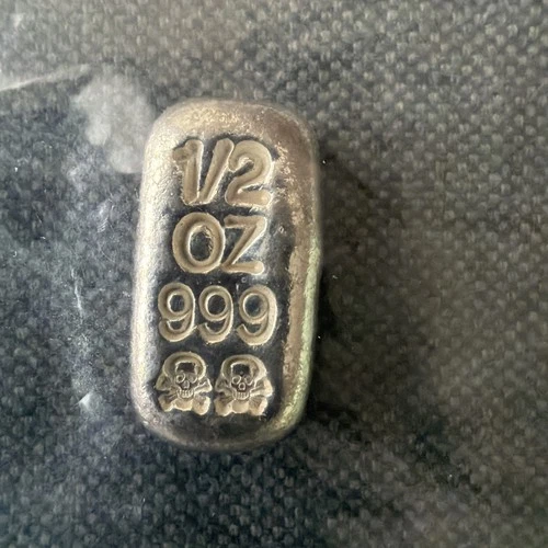 1/2 Troy oz .999 Fine Silver APMEX Double Skull & Crossbones Hand Poured Bar