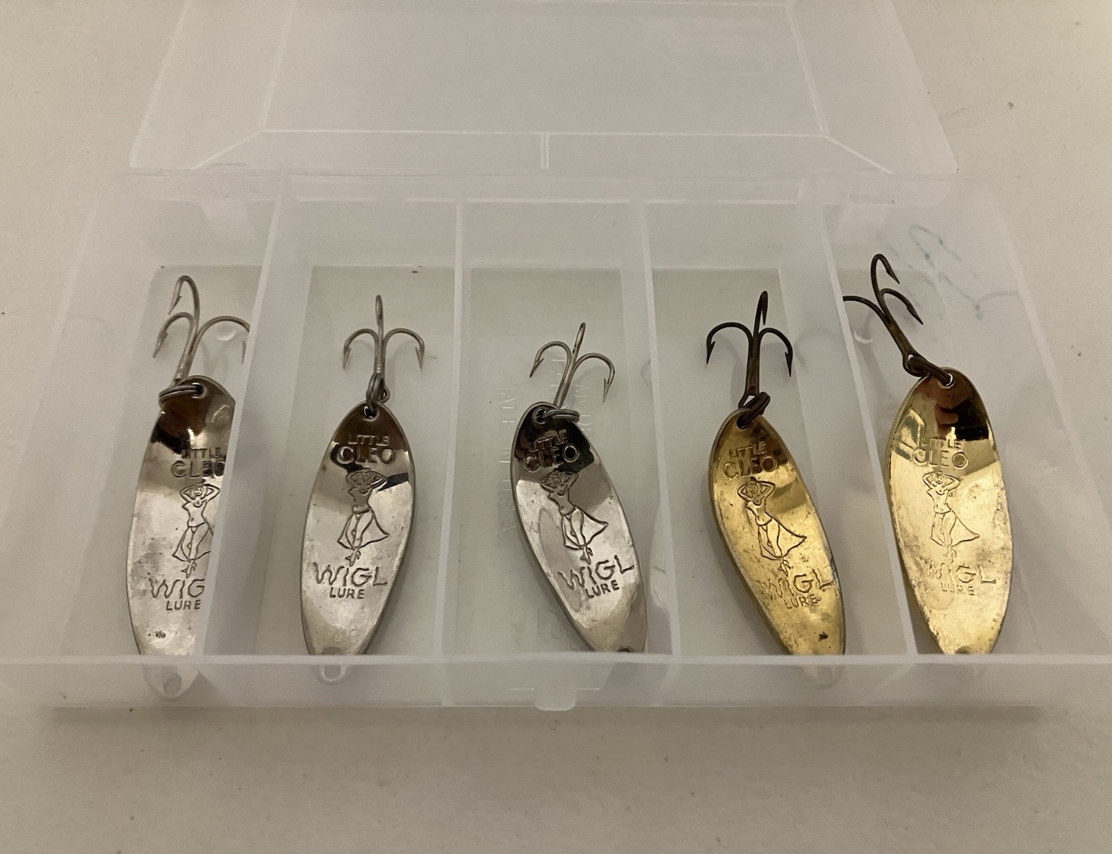 Vintage Little Cleo Wigl Lure Dancing FISHING Spoon Lure