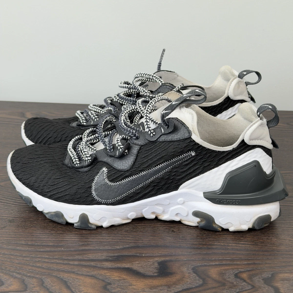 Nike React Vision White for Sale | Authenticity Guaranteed  display picture 2