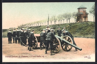 AK Horses Drivers & Gunners, Front limber up, Matrosen in Uniform mit Geschütz 