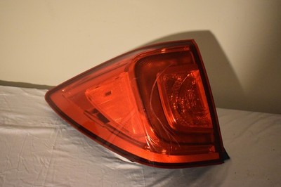 HONDA PASSPORT EX-L LEFT SIDE TAIL LIGHT 2022-2025 OEM 33550-TG7-A010