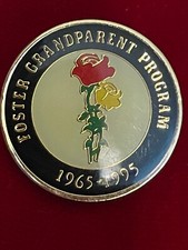 VTG Foster Grandparent Program Epoxy Enamel Lapel Pin 1965-95 Roses 1