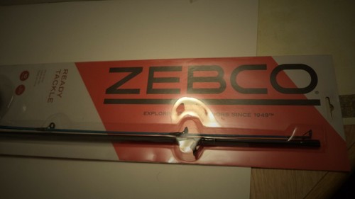 Zebco Reel & Fishing Rod Combo 2-Piece 5' 6" Rod 53 pc Tackle Kit NEW - Picture 3 of 7