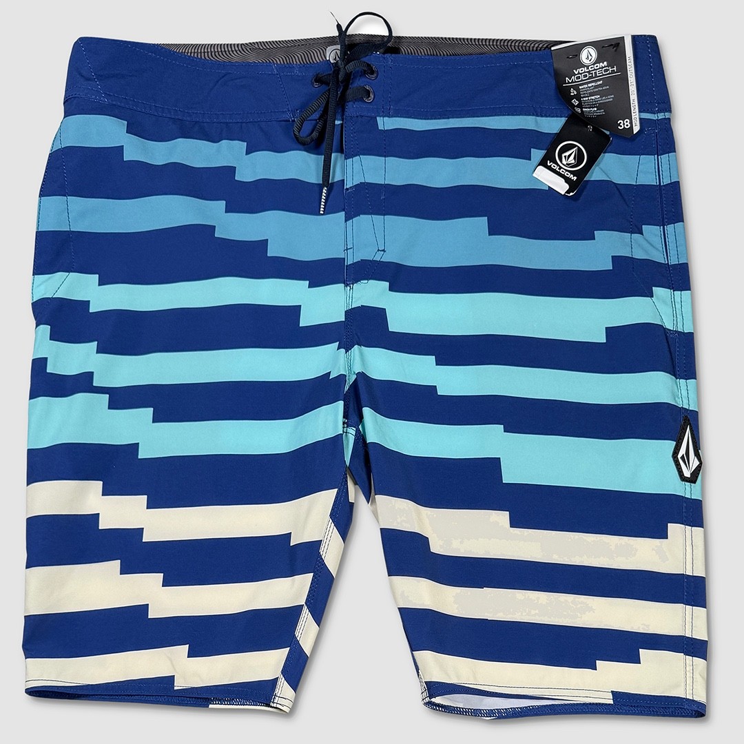 Volcom Juxt Quarta Mod 20 - NWT 38 - 49041-H3 6790₽