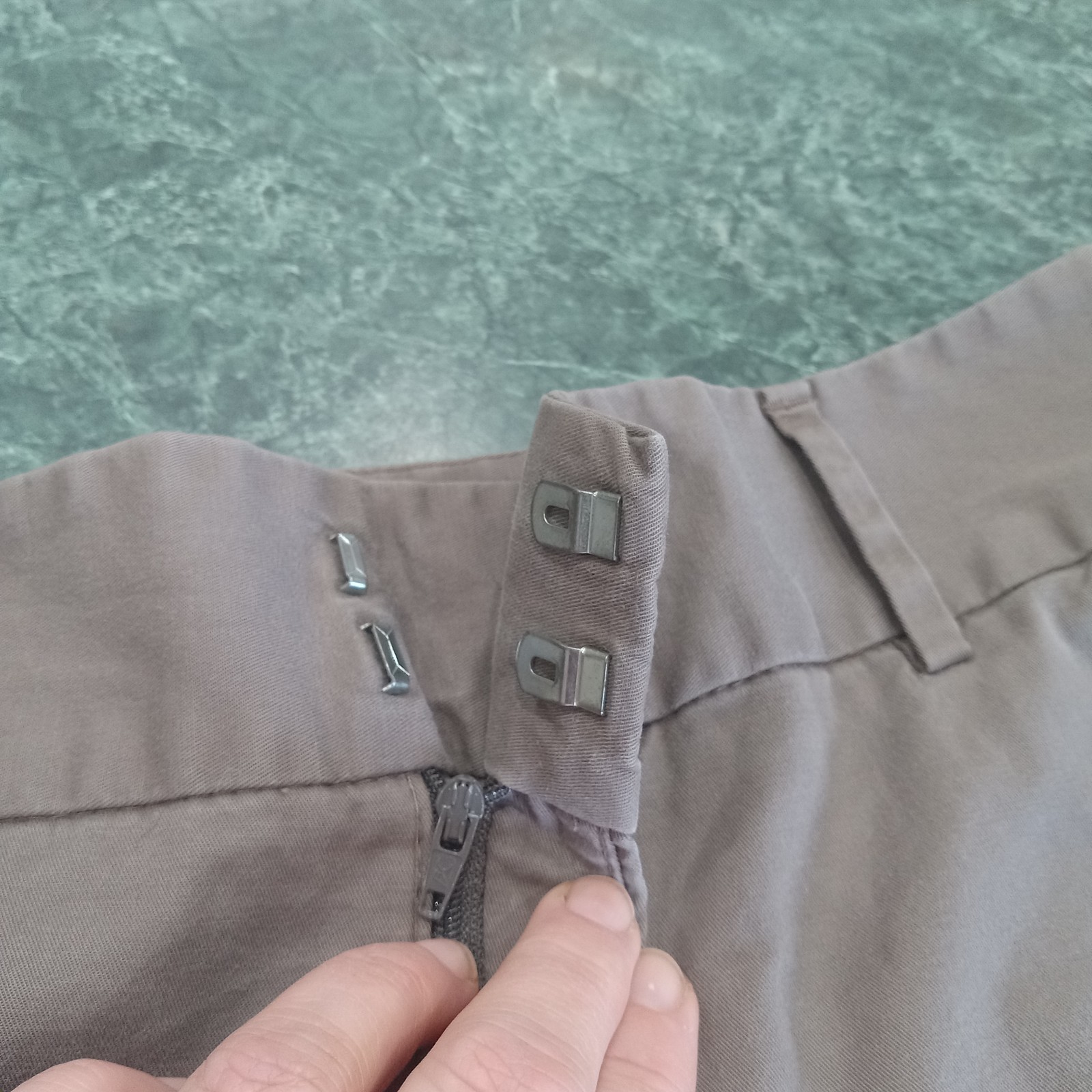 ZARA BASIC Chino Shorts Flat Front Tan Mocha Cott… - image 3