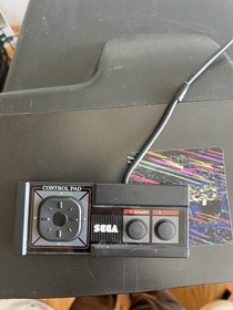 SEGA Master System Console Bundle w/ 2 Control Pads, Cables & 2 Games TESTED