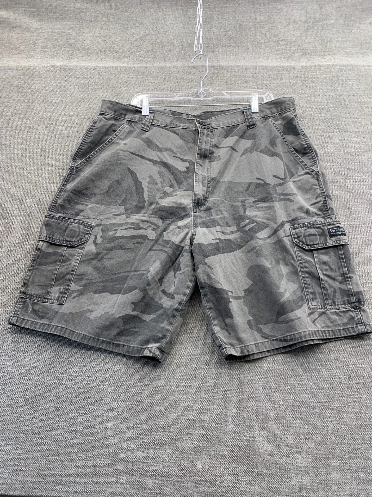 Wrangler Authentics Cargo Shorts Mens 40 Multicolor Camouflage Cotton Hiking