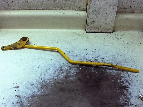 CUB CADET 2146 LAWN MOWER DECK BELT TENSIONER HANDLE eBay