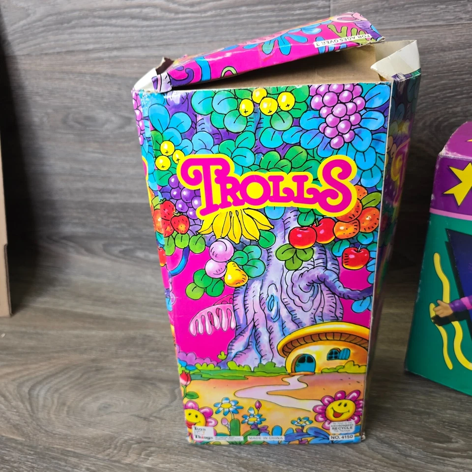 Vintage Troll Dolls Tot of 2 Giant Size Turn and Twist Skateboarding Troll - Image 4 of 4