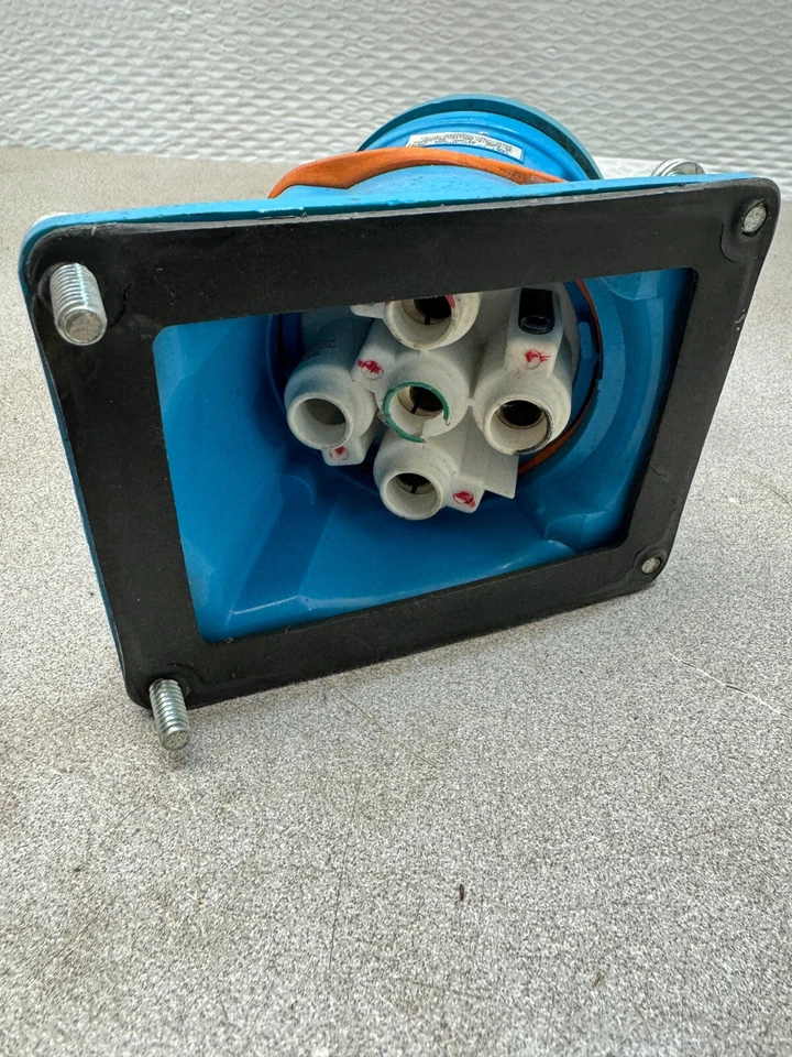USED MELTRIC 100AMP 33-64036-C-06B-LP-NO-T131 RECEPTACLE / CONNECTOR DS100C - Image 3 of 4