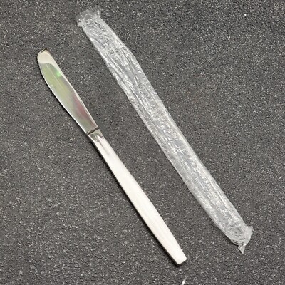 NEW - World ''24'' Tableware Stainless Steel 7.75'' Inch Dinner Knive Silver