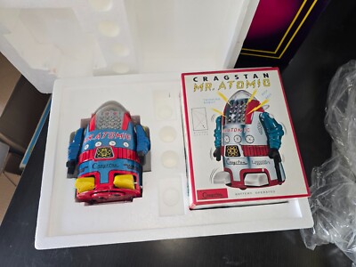 Mth MR. Atomic Tinplate Robot color Blue with all packaging great condition!!!