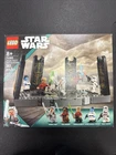LEGO Star Wars: Ahsoka Tano's Duel On Peridea (75385) New Sealed