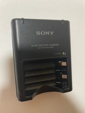 Genuine Sony BC-CS2A AA/AAA NI-MH Rechargeable Battery Charger
