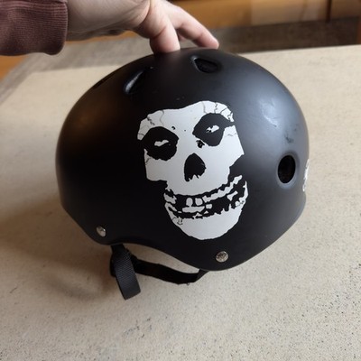 S1 S-ONE Lifer Helmet Skateboarding Rollerblading Skateboarding E-bike Sz Medium
