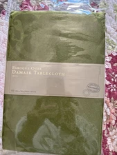 💗 Holiday Baroque  Tablecloth ~ Oblong Green   60 x 84” world market new