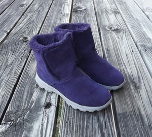skechers suede boots