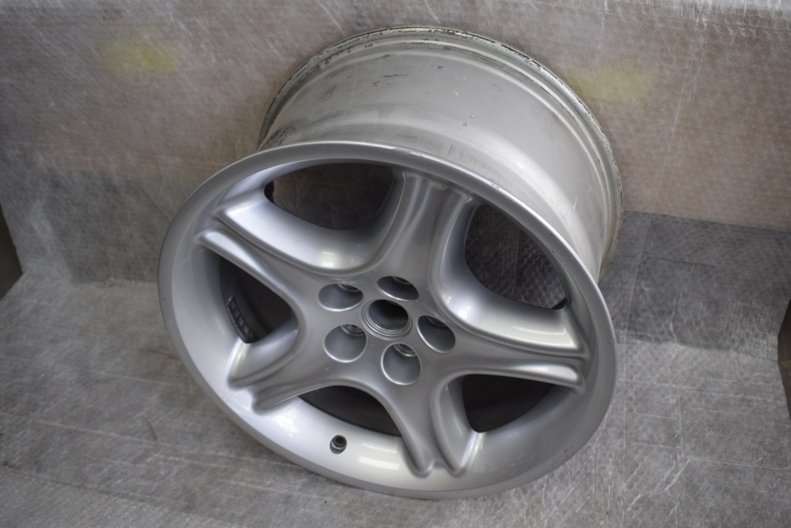 FERRARI 456 GT 17" 10JX17 REAR WHEEL RIM FACTORY OEM