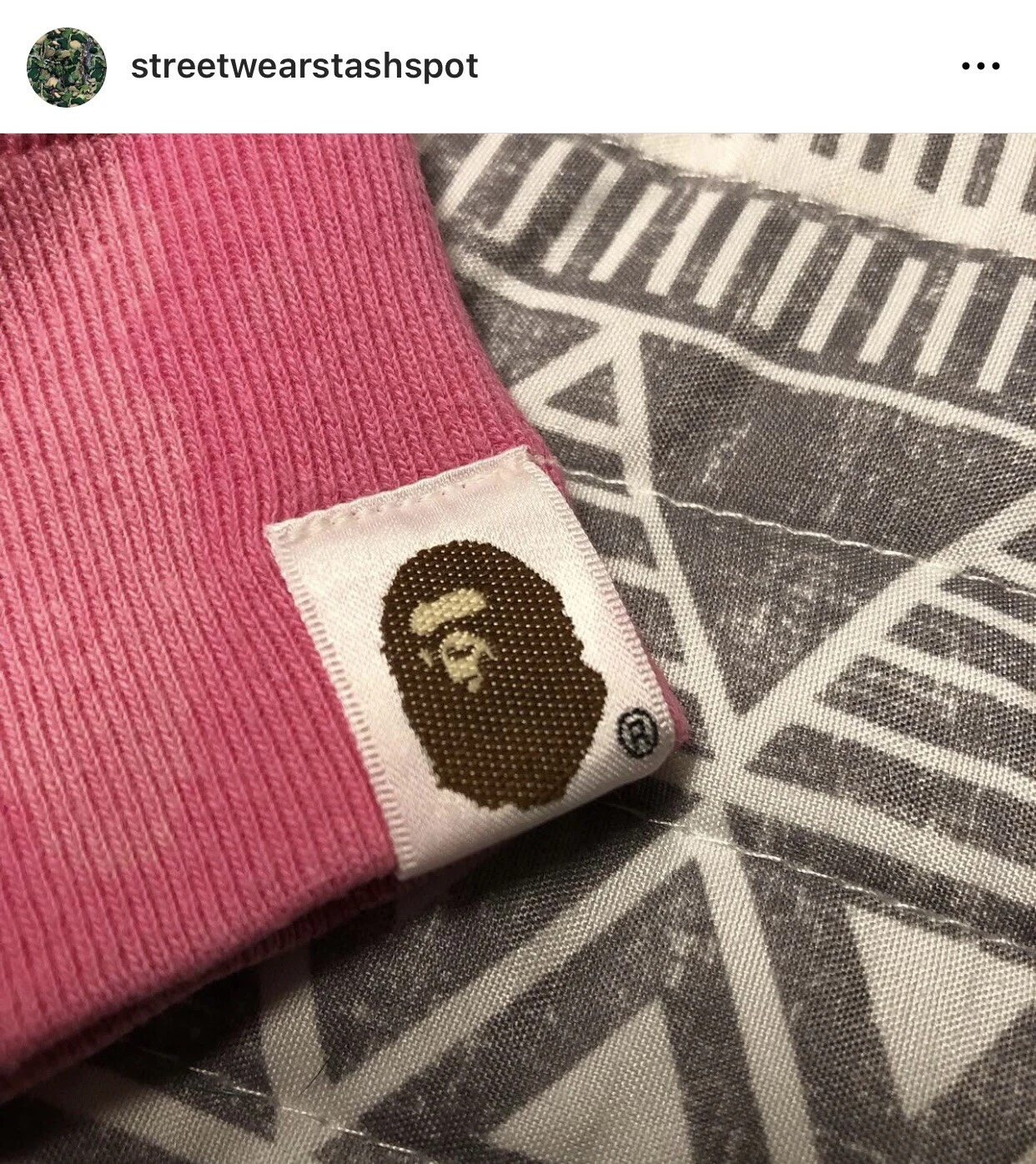 A BATHING APE (BAPE) Felpa con cappuccio e zip laterale A Bathing Ape Bape 1st Camo Shark taglia small