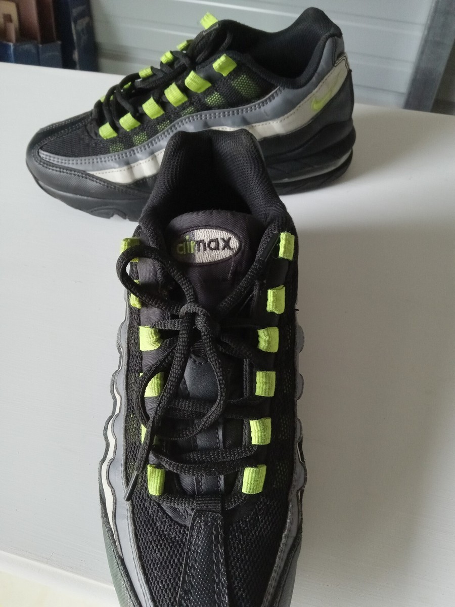 Nike Air Max 95 GS Black Volt Dark Grey Neon Laces Sneakers 905348-022 Size 6.5Y — product photo 10 of 10