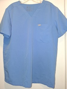 FIGS Men's  SCRUB TOP Technical COLLECTION  Three Pocket   Blue Size M