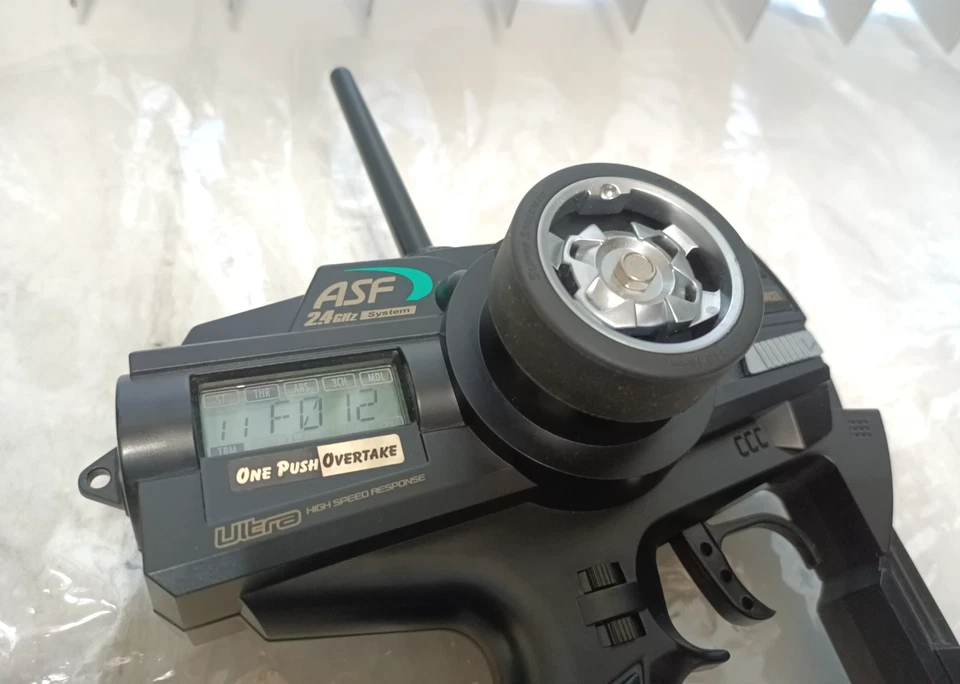 Kyosho EX-5UR Transmitter  Mini-Z ASF 2.4GHz For Mini-Z /dNaNo w/Manual MINT - Image 3 of 4