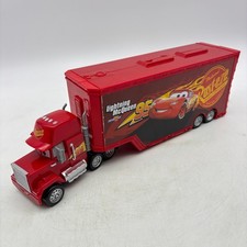 Disney Pixar Cars Mack Hauler Transforming CDN64 Mattel 2017 Lightning McQueen