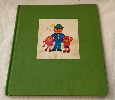 1970 Hardcover Book What Daddies Do by Eileen Rosenbaum