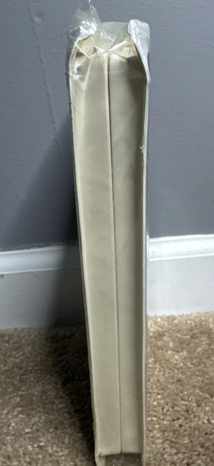 Sealed Rudolph The Red-Nosed Reindeer The Island Of Misfit Toys (VHS, 2001) - Image 3 of 4