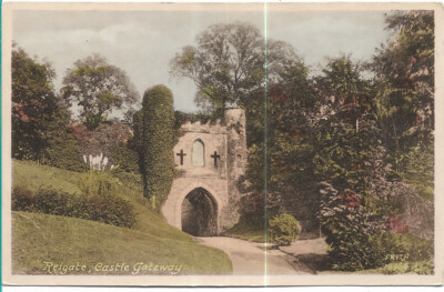 PRACHTVOLLE SELTENE ALTE POSTKARTE - SCHLOSSTOR - REIGATE - SURREY UM 1930