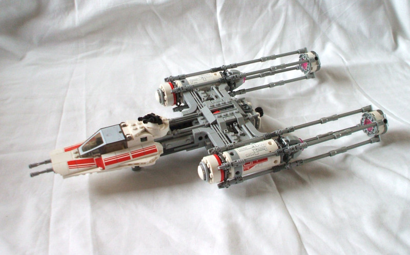 LEGO STAR WARS: Resistance Y-Wing Starfighter - Set 75249 (used - Build Only)