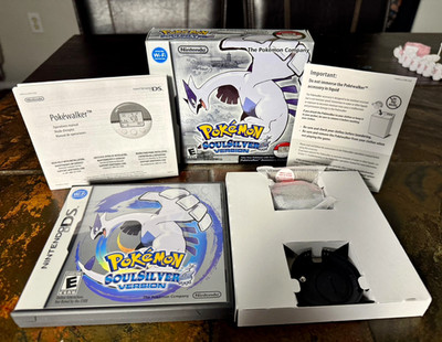 Pokémon SoulSilver Version Nintendo DS w/ Pokéwalker & Manual E NTSC-U/C 2010
