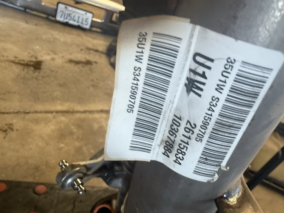 GMC Sierra 2500 3500 2003-2007 columna de dirección con llave Foto 2 de 4