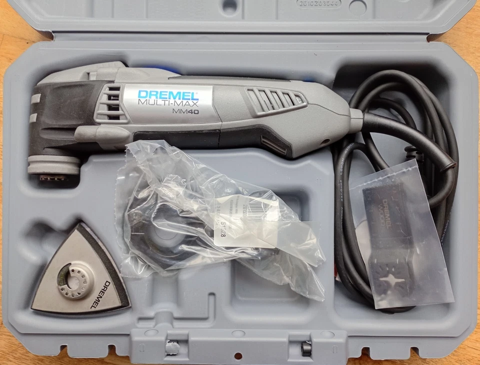 DREMEL Multi-Max MM40 inkl. Zubehör + Koffer **TOP-Zustand - so gut wie neu ** - Bild 4 von 4