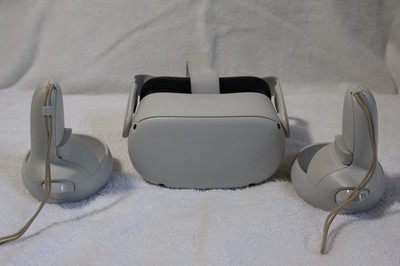 Meta / Oculus Quest 2 256GB VR Headset - Complete Bundle (Tested & Clean)
