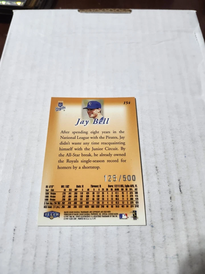 1997 Fleer Sports Illustrated Extra Jay Bell # 154 #ed 125/500 - Image 2 of 2