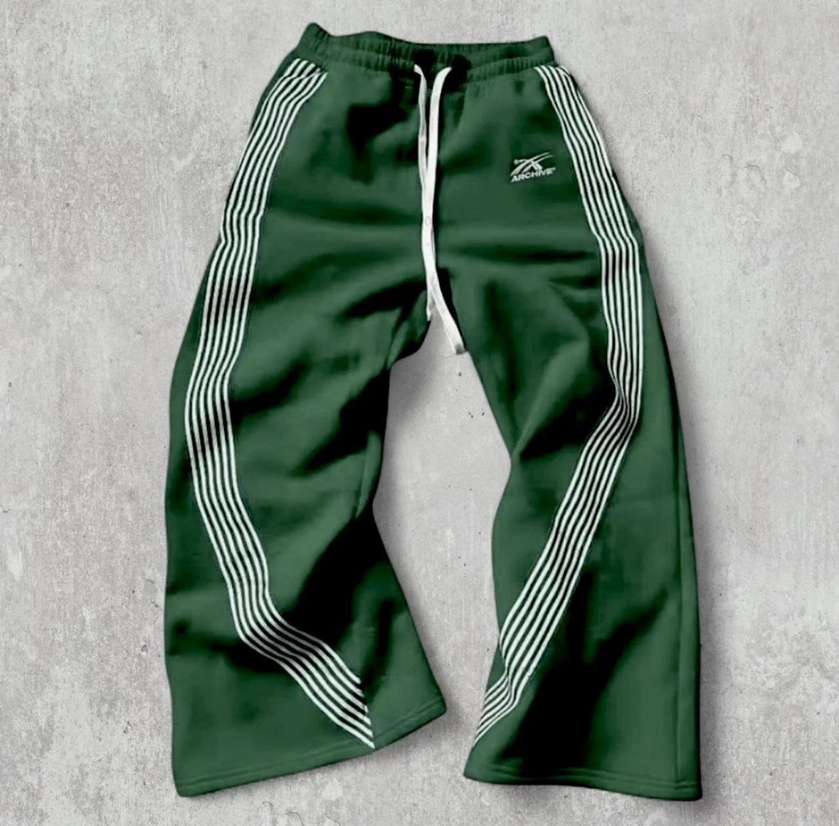 Y2K Baggy Green Joggers Pants with white stripes streetwear M
